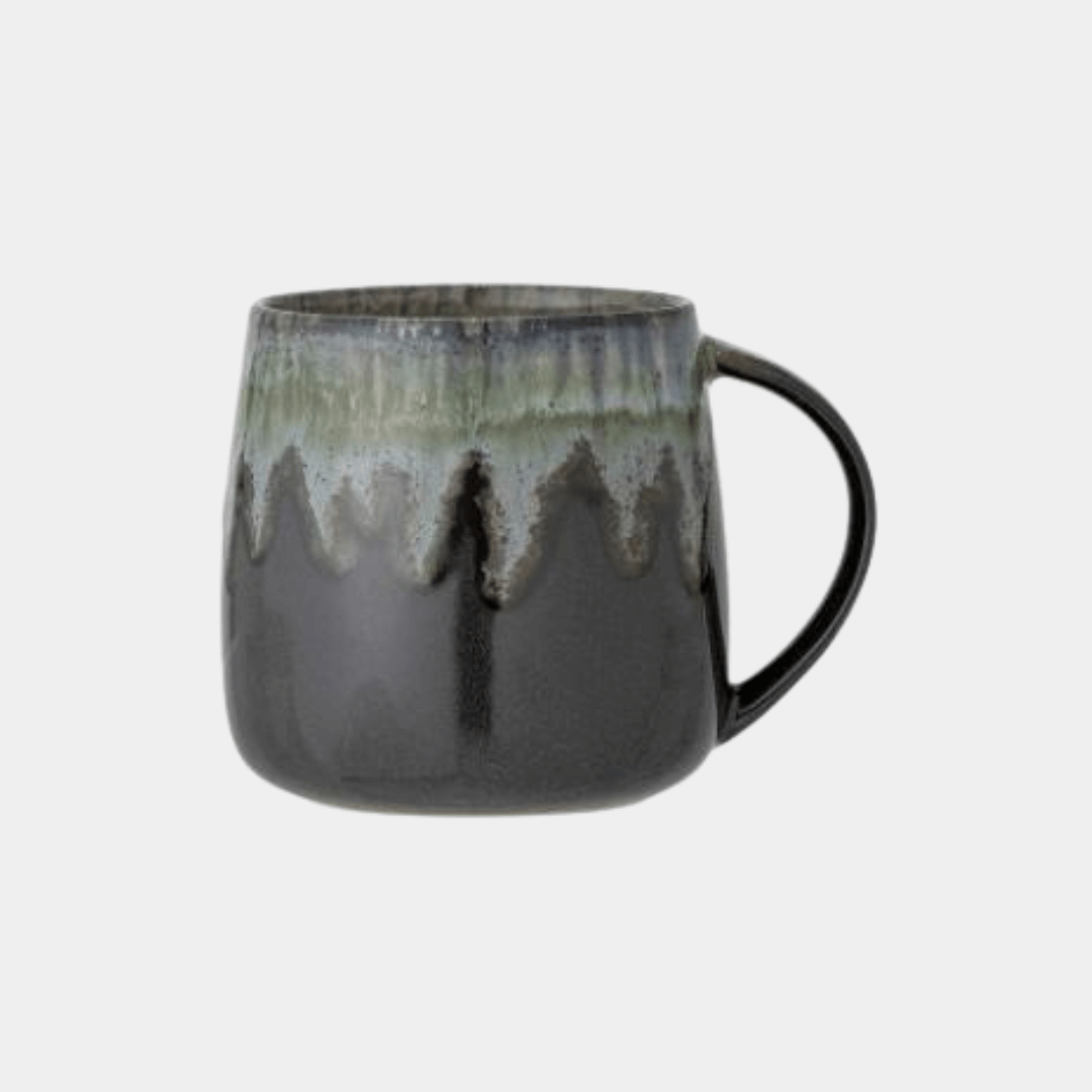 Cloe Stoneware Mugs