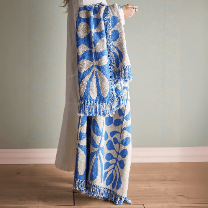 Nevine Blue Floral Throw