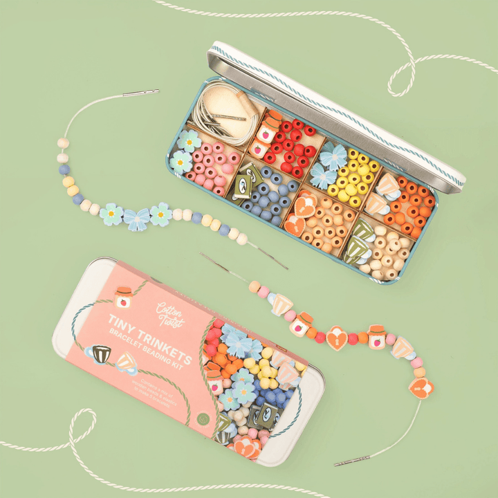 Tiny Trinkets Bracelet Kit Tin