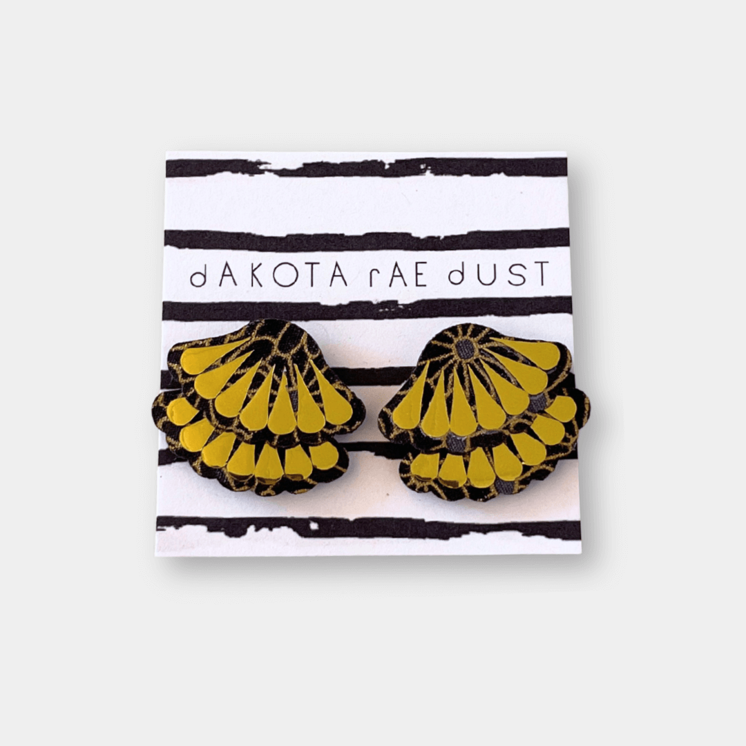 Tiered Frill Stud Earrings