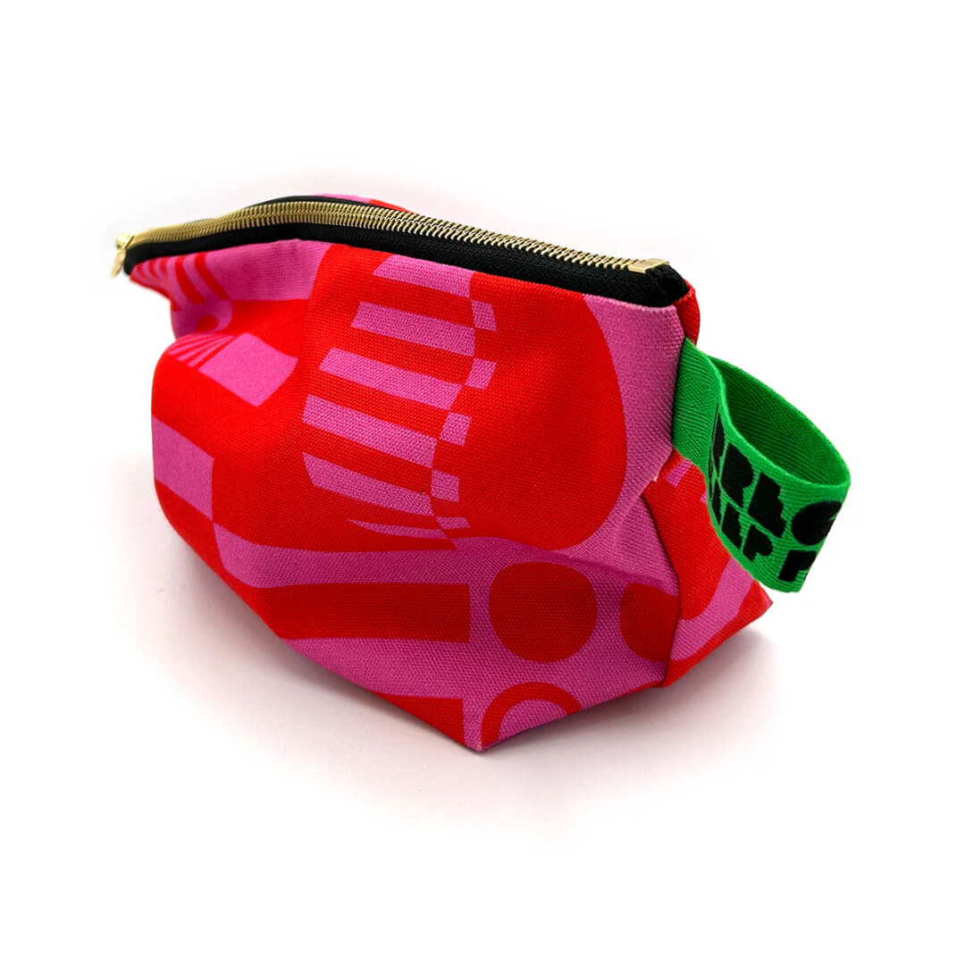 ISP Hot Pink Washbag