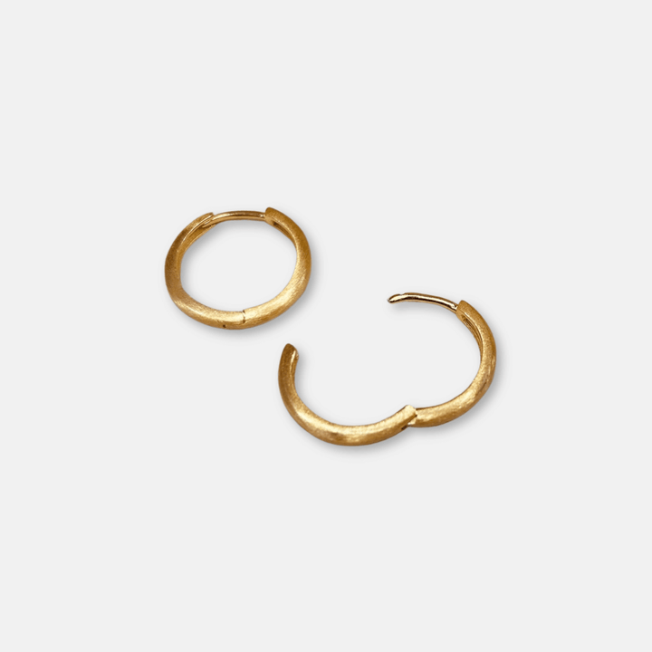 Brushed Minimal Hoops