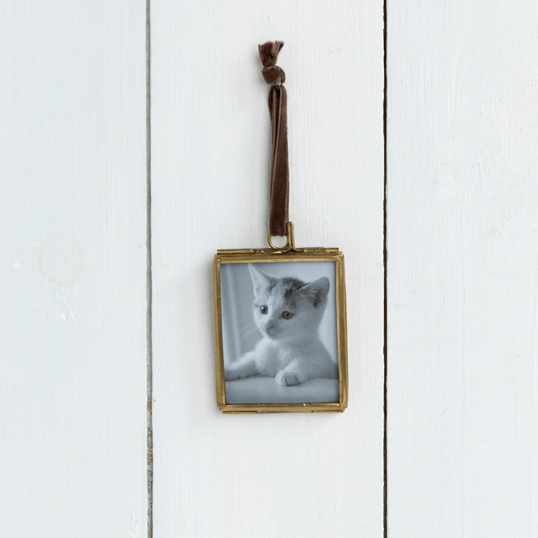 Mini Brass Hanging Frame