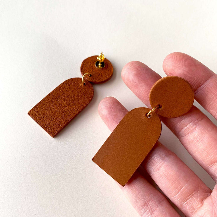 ORANE Tan Leather Earrings