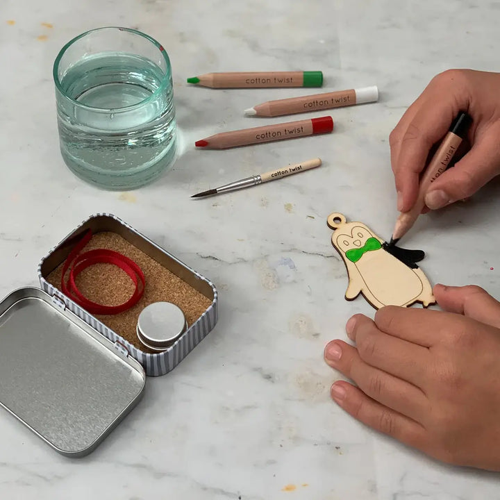 Make Your Own Christmas Penguin Decoration