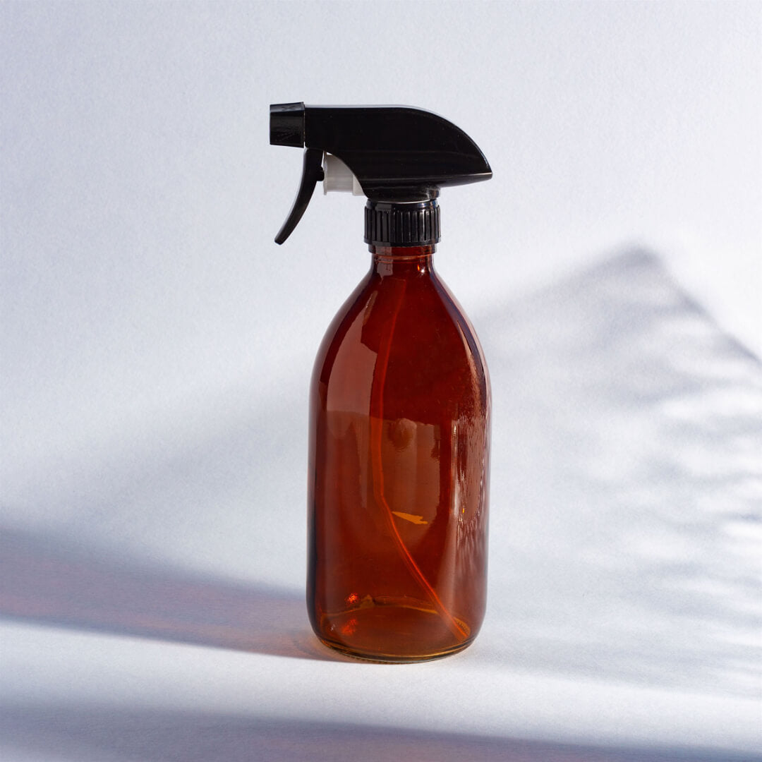 Refillable Glass Bottle with Spray